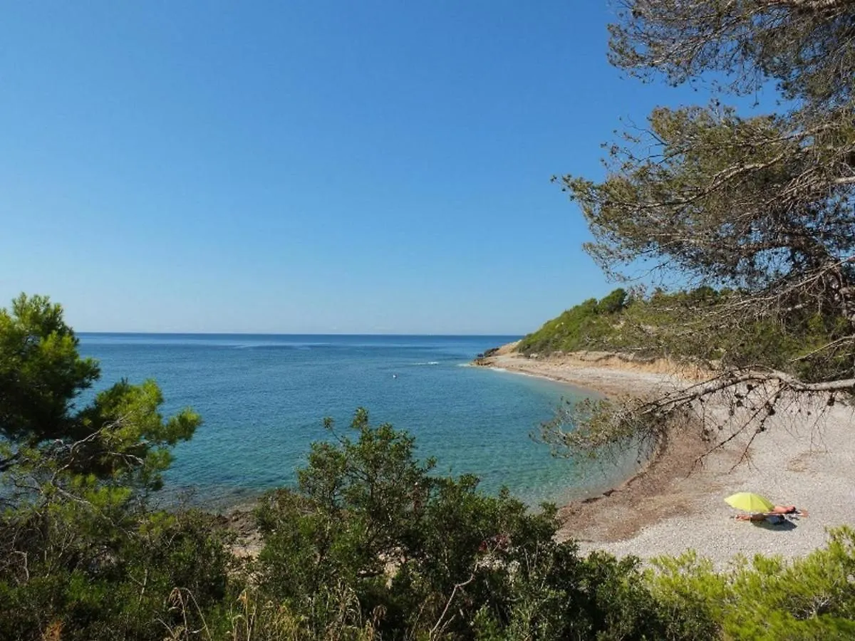 Villa Nerea With Air Conditioning & Private Swimming Pool Only 400M To The Beach Ideal For Families L'Ametlla de Mar